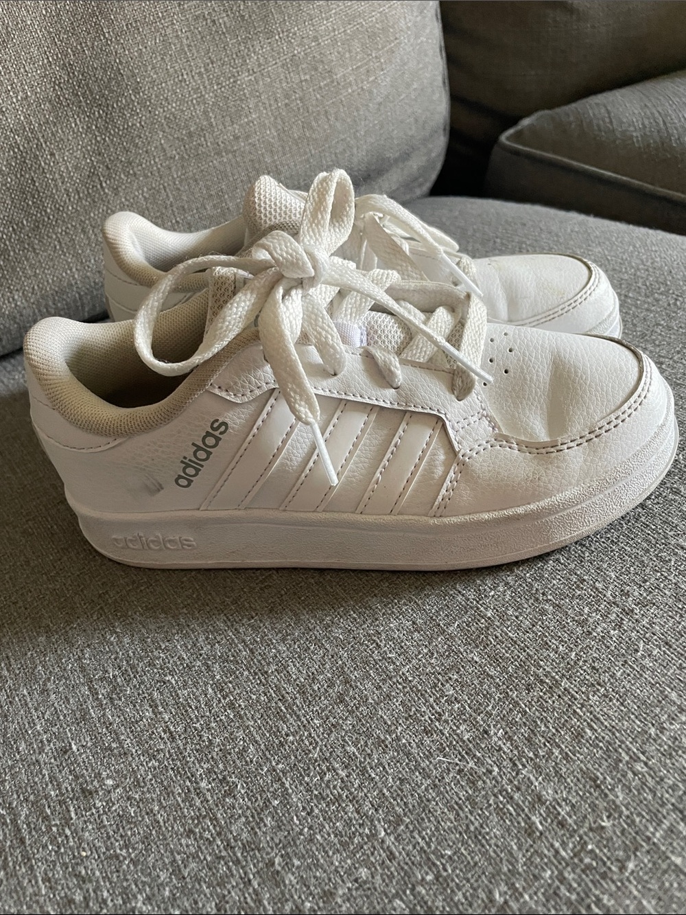 adidas Kids White Low-Top Sneakers 13